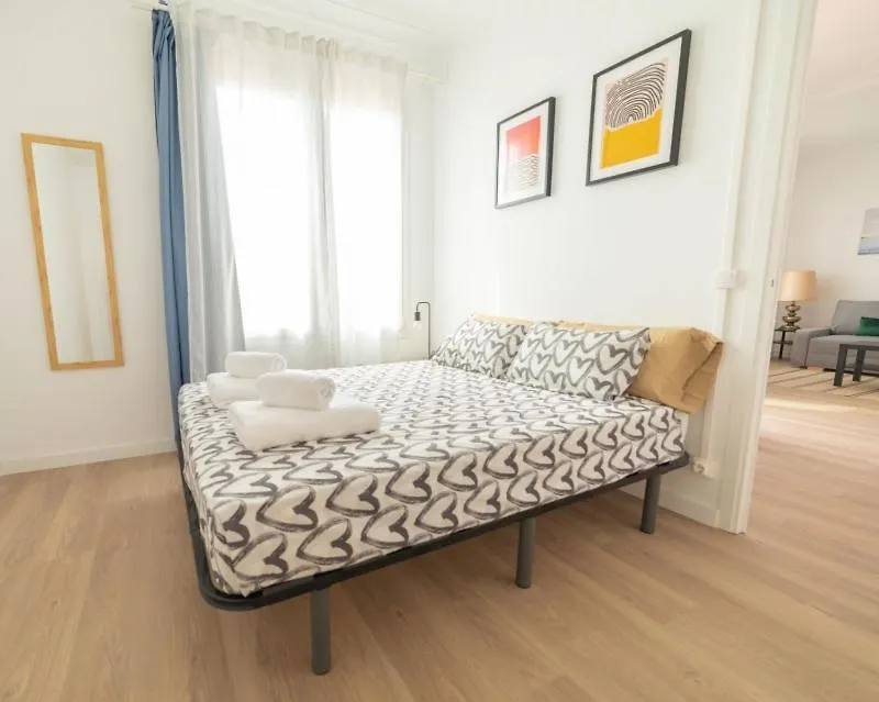 Apartments Gaudi Barcelona-1
